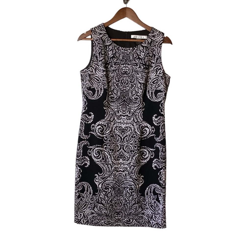Peter Nygard Sleeveless Black & White Dress Size 6